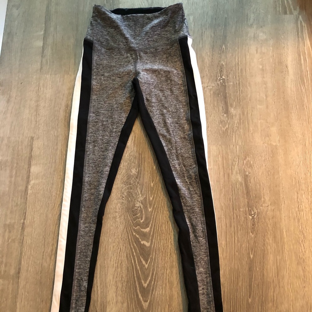SOLD PINK Ultimate Leggings